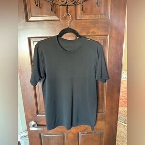 lululemon athletica Black Short-Sleeve Performance Tee